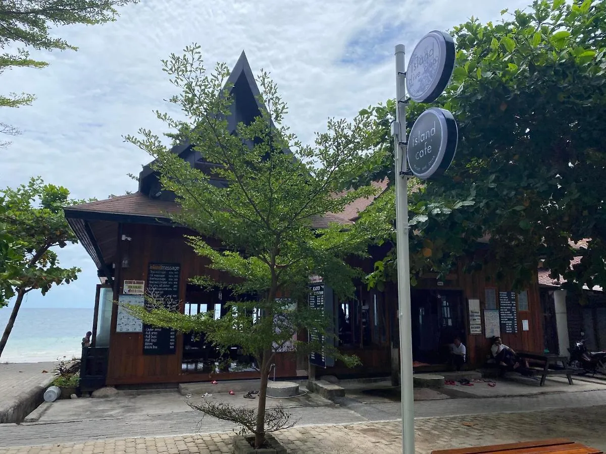 Island Dive Club Hotel Koh Tao 3*,